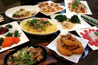 お料理10品＋2時間飲み放題コース