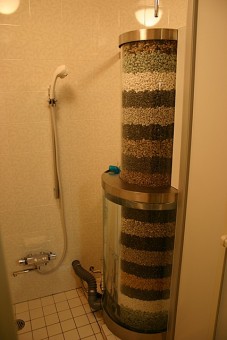 鉱石ミネラル化粧水シャワー