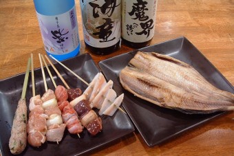 備長炭で焼き上げる『焼き鳥』＆『ろばた焼』
