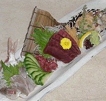 本日入荷の刺身盛り合わせ