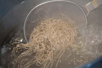 茹でたてをご提供致します。