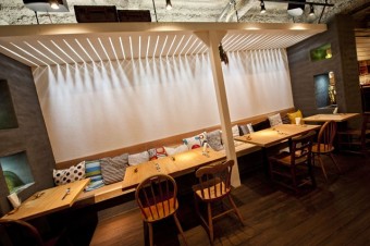 リラックスできる店内