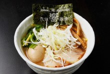 こく旨らぁめん【関東太麺】