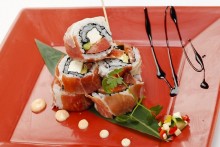 生ハムとクリームチーズのイタリアンロールＳＵＳＨＩ
