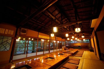 最大40名様まで収容可能な椎茸の間