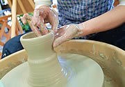 プロの陶芸家が教える陶芸教室