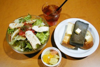 ▲ ヘルシー！サラダランチ