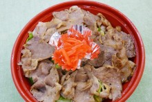 富士見町の豚肉で作る豚丼