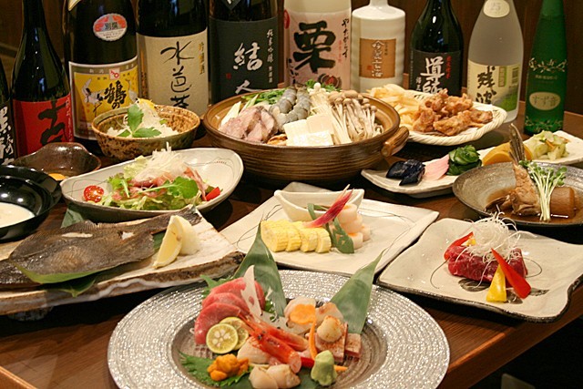 各種ご宴会承ります。４名様～２０名様位まで承れます。お料理￥2,500～承れます。