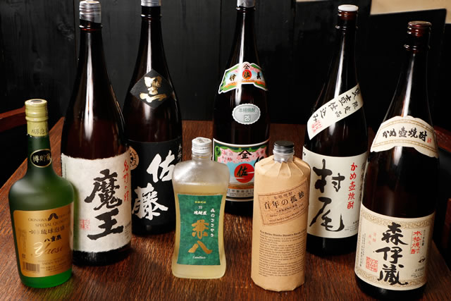利酒師、焼酎アドバイザーとして厳選したお酒の品揃え