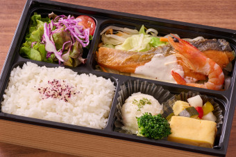 サーモンのロースト弁当