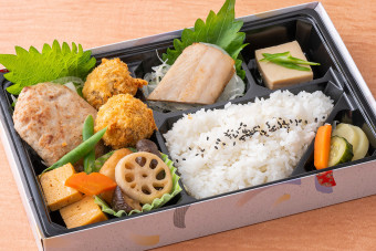 豆腐ハンバーグ入り里山弁当<みや里>