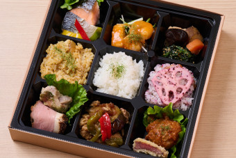 デラックス９マス御膳