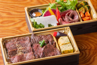 美麗・赤城和牛温冷菜二段重ね弁当