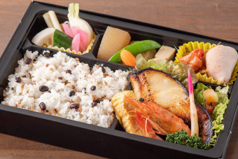 【無添加・化学調味料不使用】銀鱈の酒粕漬け焼き弁当