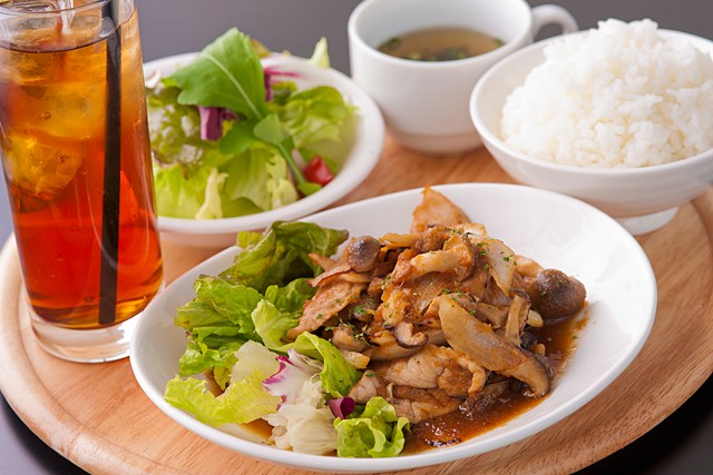 西口18番 メニュー ランチ