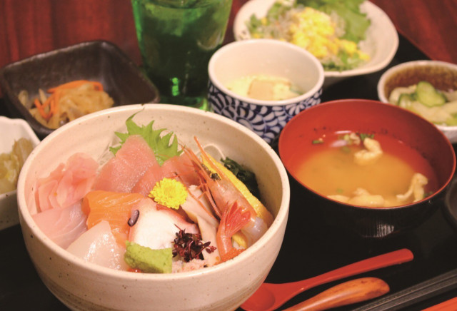 あかね屋 公式 伊勢崎市本町の居酒屋 山海酒房あかね屋