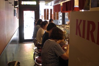 東京店店内