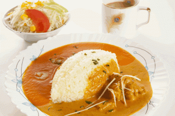 カレーライスランチ　Ｗカレーがおすすめ！