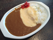 本格風カレー＋とろーりチーズ
