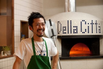 オーナーシェフ　　柳沢英治