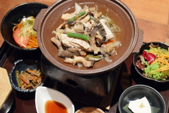 白身魚と茸の陶板蒸し焼き御膳