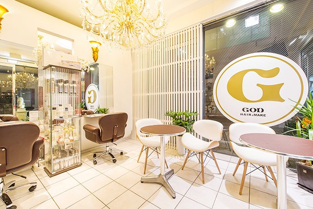 God高崎西口店 God ゴッド 高崎西口店は群馬県高崎市で人気の美容室