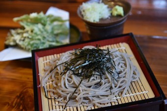 八兵衛自慢の十割そば