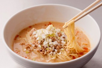 夏季限定の冷し担担麺