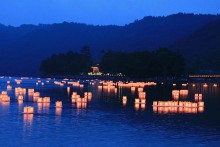 夏祭り・燈籠流し