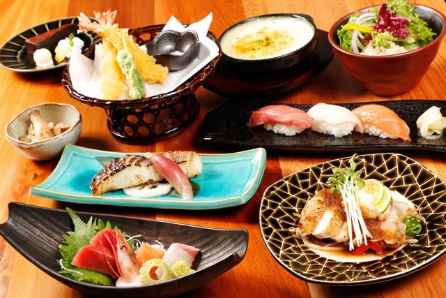 ご会食コース4400円（税込）コースの一例