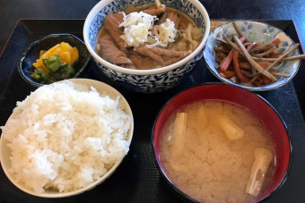 もつ煮定食