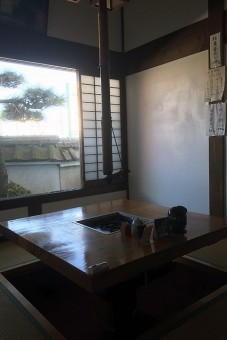 掘りごたつ式のお座敷個室