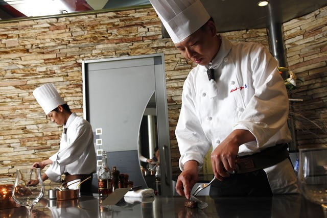 ステーキ屋 甚 前橋市日吉町の鉄板焼ステーキ