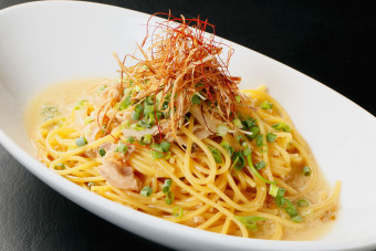 焦がしネギと豚肉のしょうゆクリーム