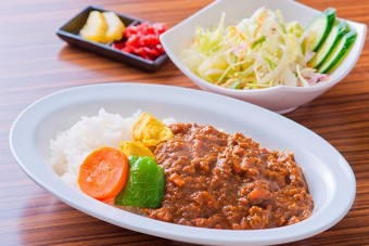 オススメの「倉渕のこだわりトマトカレー」