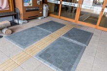 誘導用の展示ブロック