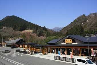 自然に囲まれた道の駅