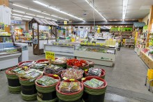 草木や群馬のお土産品を販売