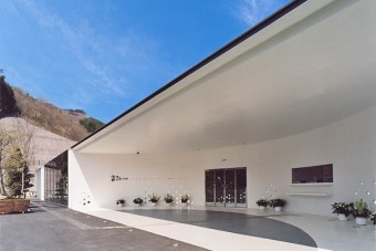 「文化ゾーン」の富弘美術館