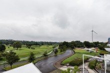 風車や公園を一望できる