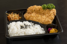 チキンカツ弁当