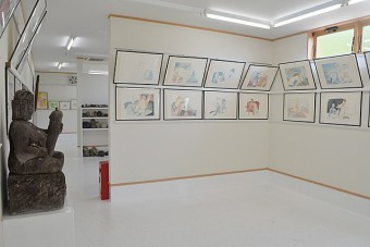 パネルなど数々の展示品が揃えてあります。