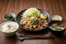 しょうが焼き定食