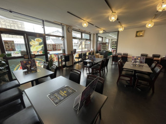 ニルバーナカフェ店内