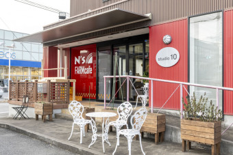 前橋市大友町のN'sFARM cafe店舗外観