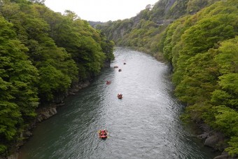 利根川渓谷の自然を満喫できる