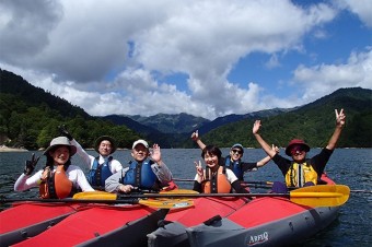 1日遠足カヌーツアー