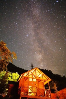 田舎! 山里！　空を覆う星空を愛でる。