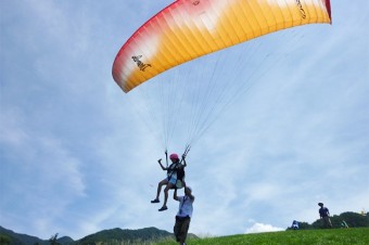 ちょいとび体験なら、自分で風に乗る感覚がおもしろい